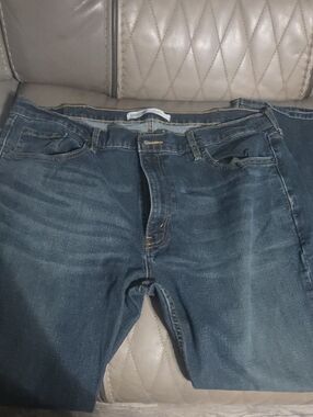 Signature by Levi Strauss Men's Washed Blue Relaxed Jeans